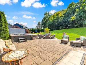 ef9d17ce658fe0449ca6e37b38e5476a-cc_ft_384